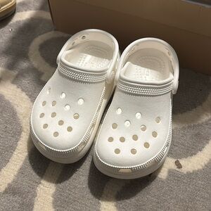 Toddler croc 🐊
